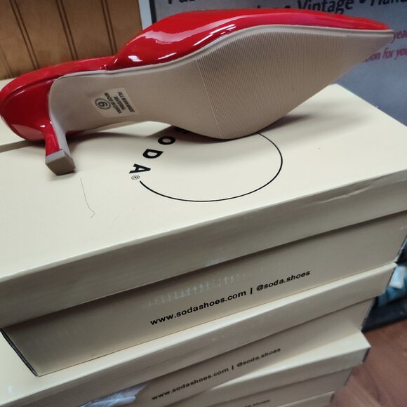 SODA SHOES LIPSTICK RED KITTEN HEELS MULES SLIDES - Picture 4 of 5
